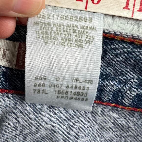 Levi's 550 Y2K relaxed tapered leg Blue jeans misses size 12 Short NWT - Picture 7 of 8
